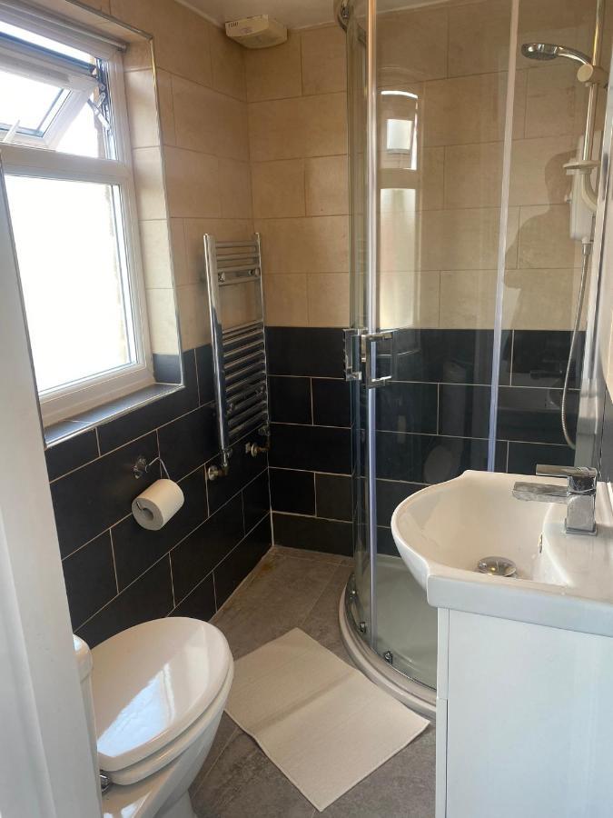 Cosy House In Newham Apartment ลอนดอน ภายนอก รูปภาพ