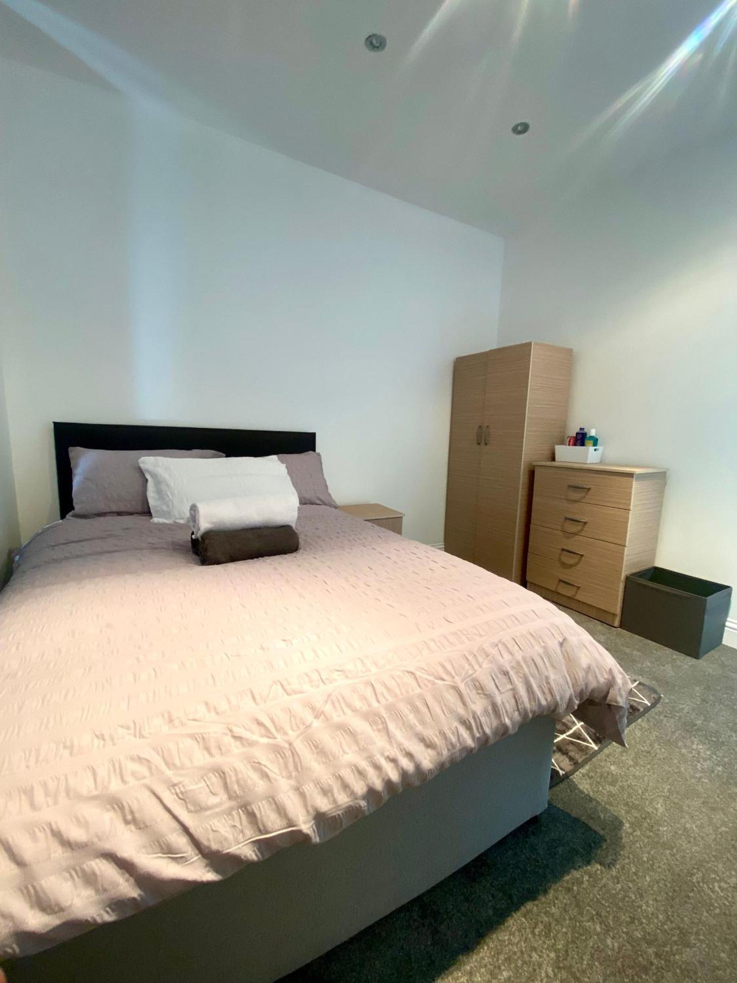 Cosy House In Newham Apartment ลอนดอน ภายนอก รูปภาพ