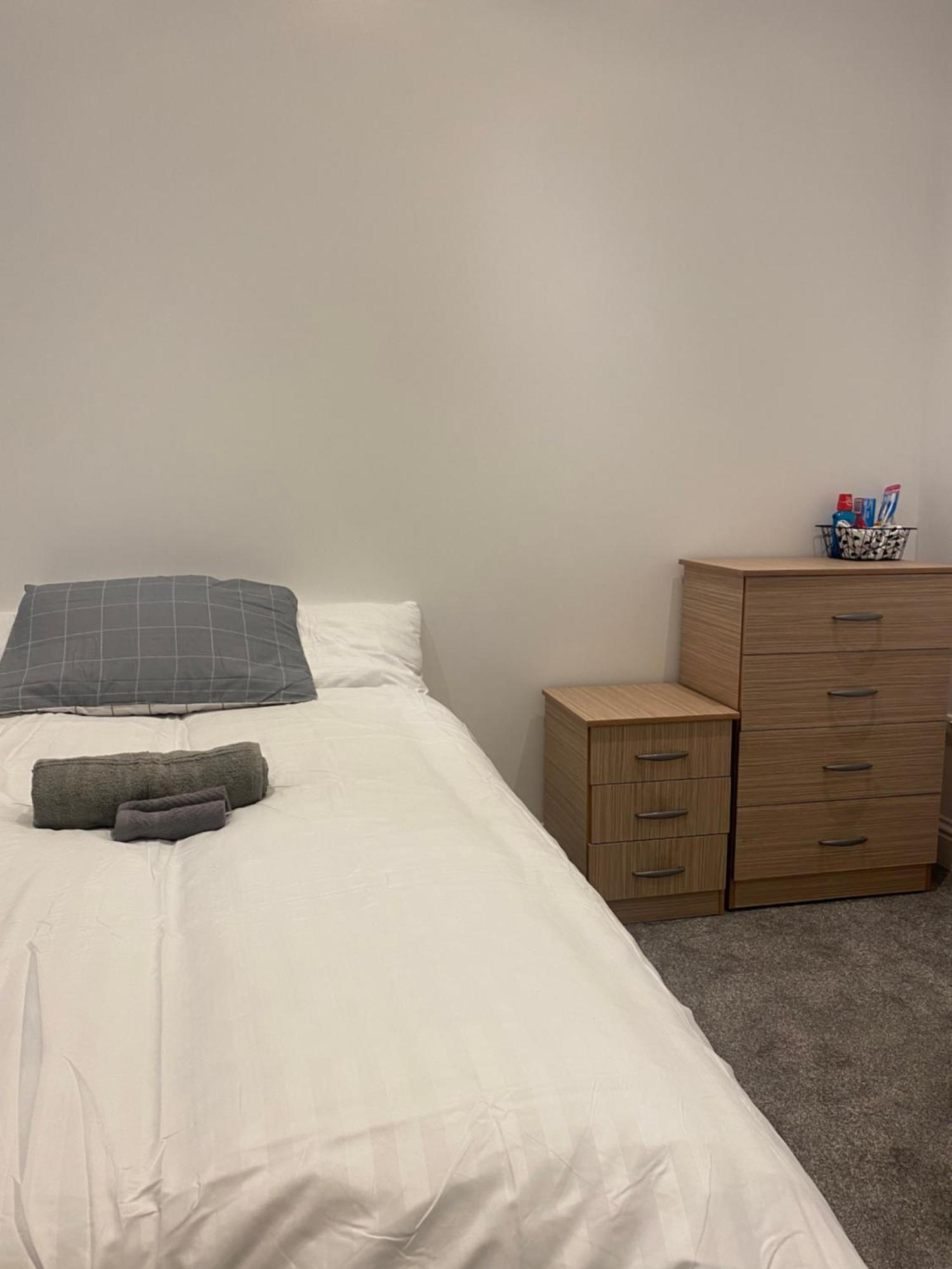 Cosy House In Newham Apartment ลอนดอน ภายนอก รูปภาพ